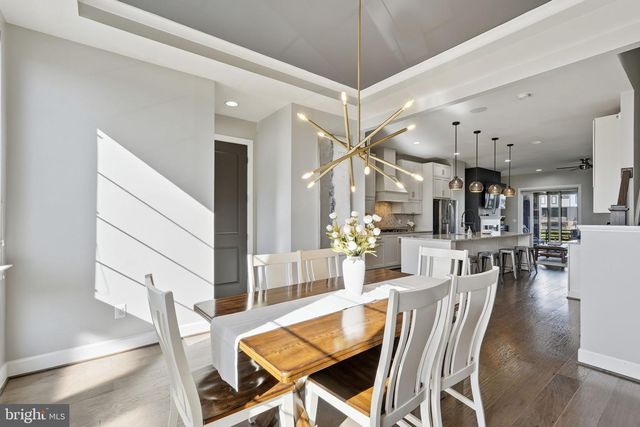 20388 ROSLINDALE DR, Ashburn, VA 20147