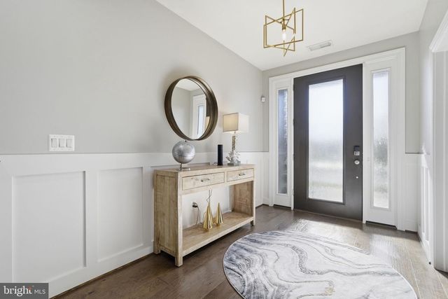 20388 ROSLINDALE DR, Ashburn, VA 20147