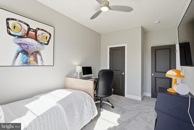 20388 ROSLINDALE DR, Ashburn, VA 20147