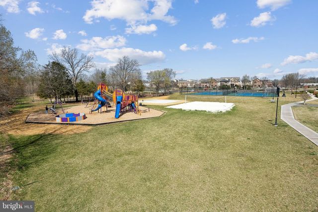 20388 ROSLINDALE DR, Ashburn, VA 20147