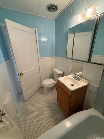 327 Lyric, San Antonio, TX 78223