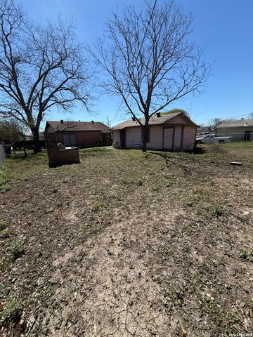 327 Lyric, San Antonio, TX 78223