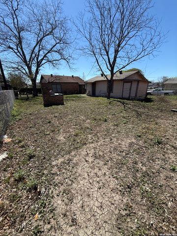 327 Lyric, San Antonio, TX 78223