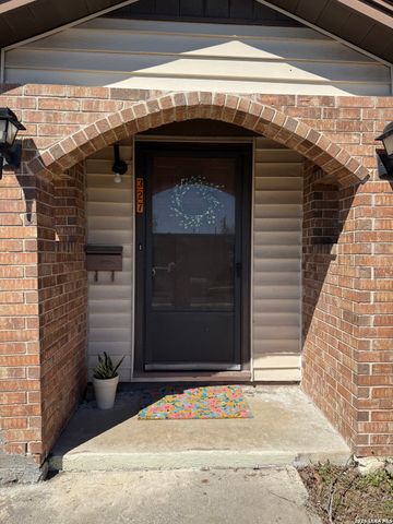 327 Lyric, San Antonio, TX 78223