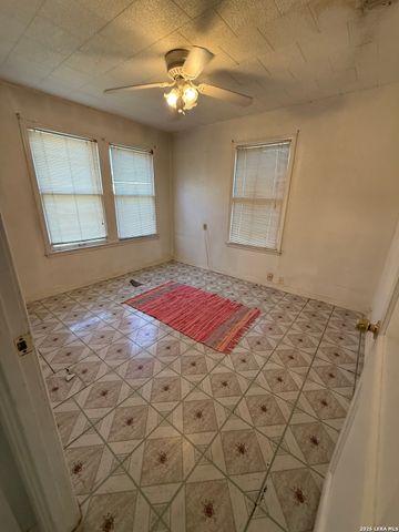 327 Lyric, San Antonio, TX 78223