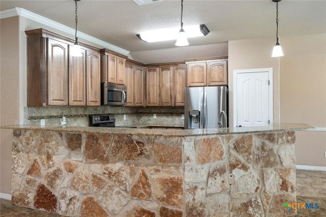 2001 Silver Spur, Belton, TX 76513