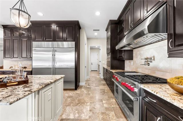 55 Fenway, Irvine, CA 92620