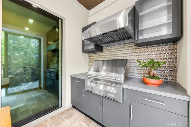 55 Fenway, Irvine, CA 92620