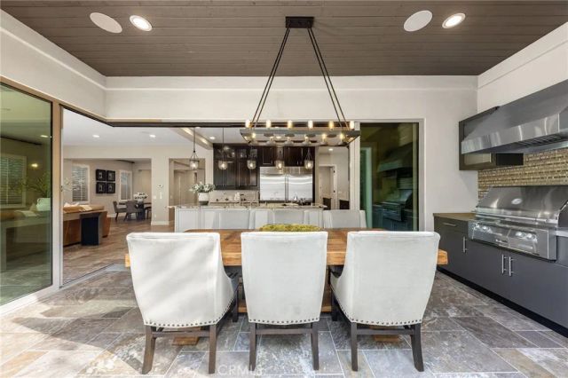 55 Fenway, Irvine, CA 92620