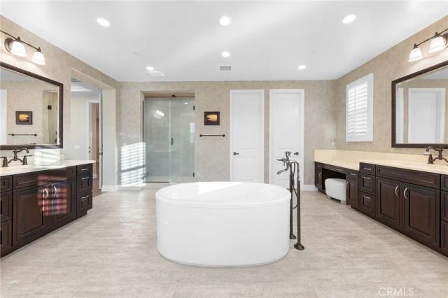 55 Fenway, Irvine, CA 92620