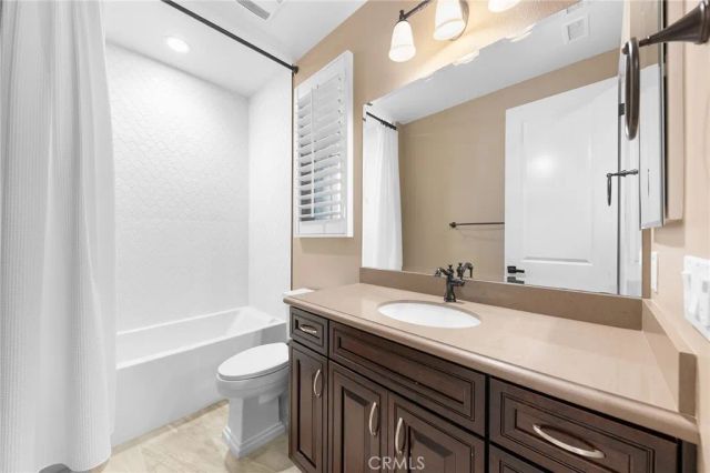 55 Fenway, Irvine, CA 92620