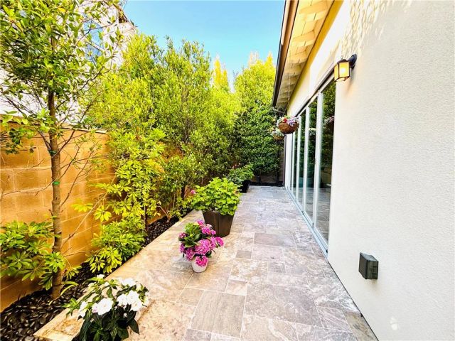 55 Fenway, Irvine, CA 92620