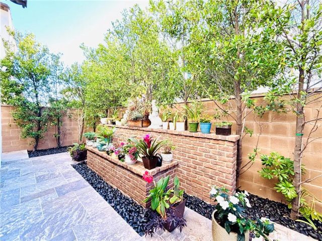 55 Fenway, Irvine, CA 92620