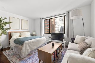 30 W 61st Street # 10F, New York City, NY 10023