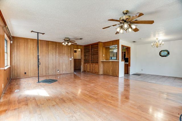 3569 N Us Highway 281, Burnet, TX 78611