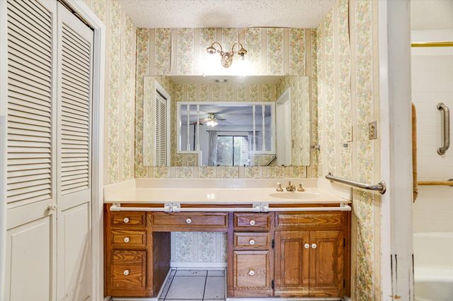 3569 N Us Highway 281, Burnet, TX 78611