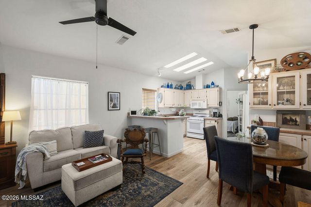 15942 S Avenida Villa Grata Salvaje, Sahuarita, AZ 85629