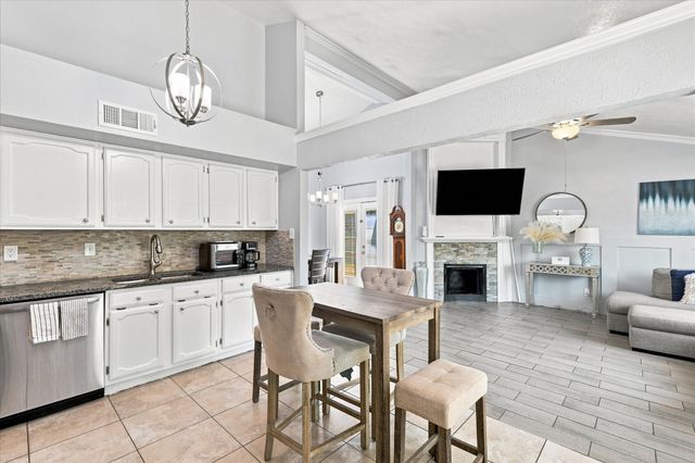 420 Vincent Street, Cedar Hill, TX 75104