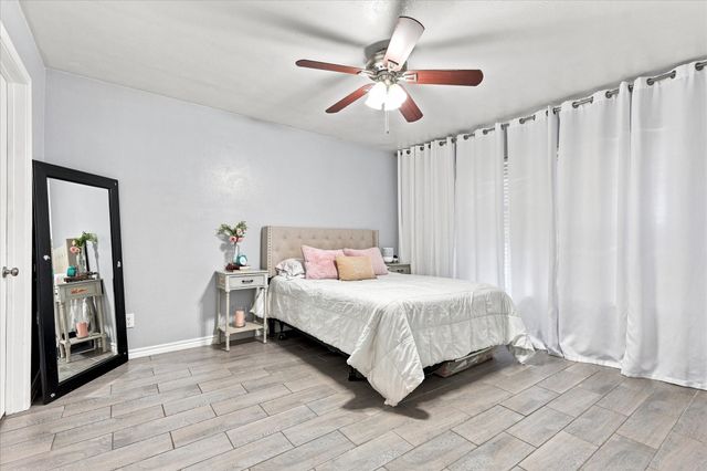 420 Vincent Street, Cedar Hill, TX 75104
