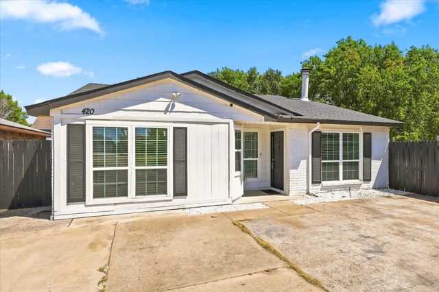 420 Vincent Street, Cedar Hill, TX 75104
