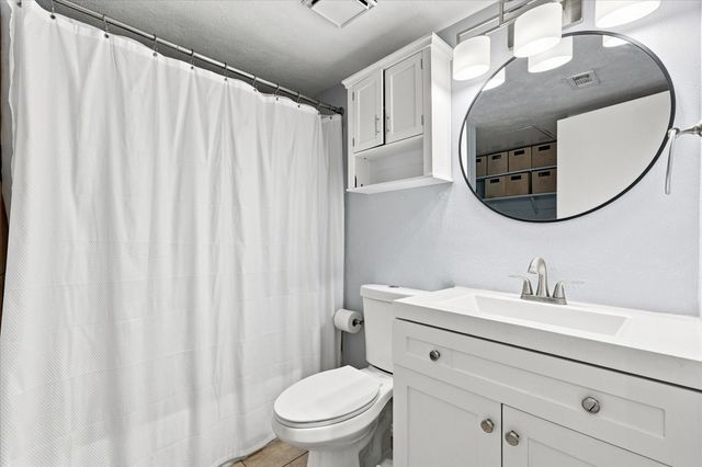 420 Vincent Street, Cedar Hill, TX 75104