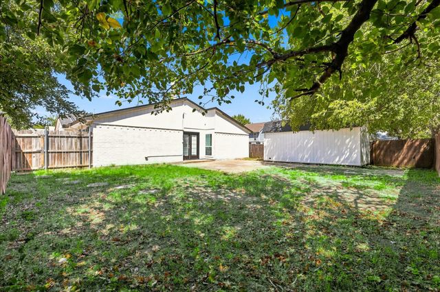 420 Vincent Street, Cedar Hill, TX 75104