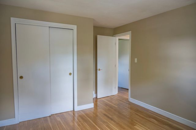 21 Debra Ln, Framingham, MA 01701