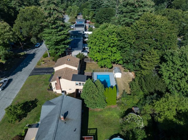 21 Debra Ln, Framingham, MA 01701