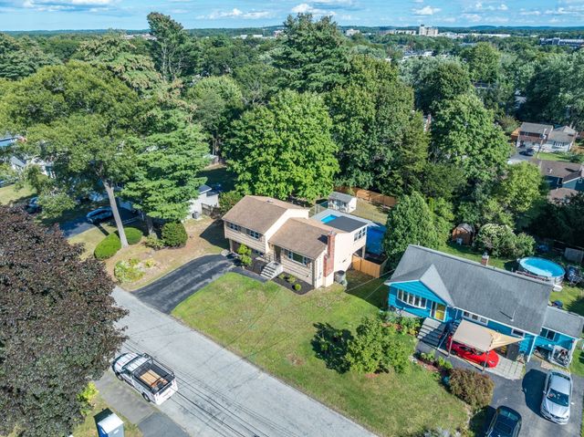 21 Debra Ln, Framingham, MA 01701