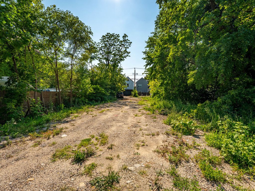 5244 S Wood Street, Chicago, IL 60609