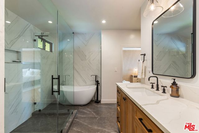 3304 Seaclaire Drive, Rancho Palos Verdes, CA 90275