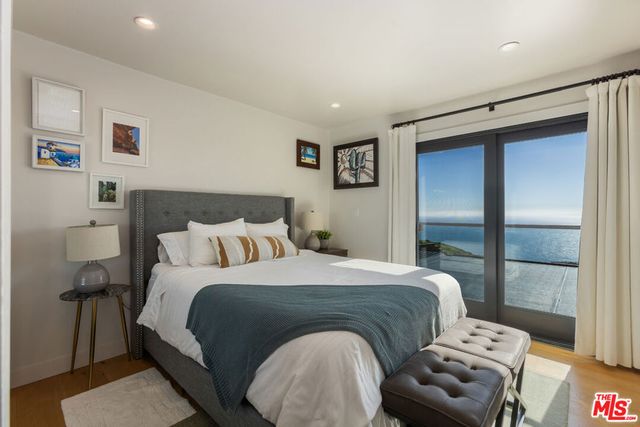 3304 Seaclaire Drive, Rancho Palos Verdes, CA 90275