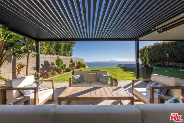 3304 Seaclaire Drive, Rancho Palos Verdes, CA 90275