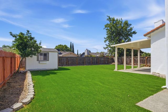 1122 Morning Dew Pl, Stockton, CA 95210