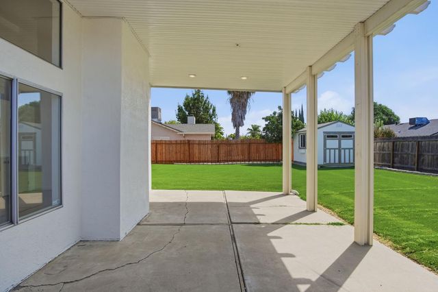 1122 Morning Dew Pl, Stockton, CA 95210