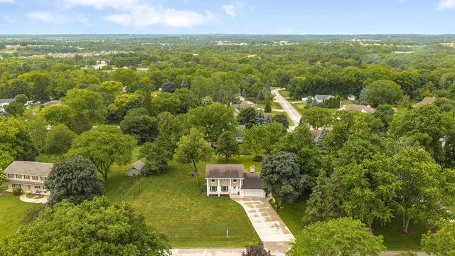 N75W22171 Cherry Hill ROAD, Lisbon, WI 53089