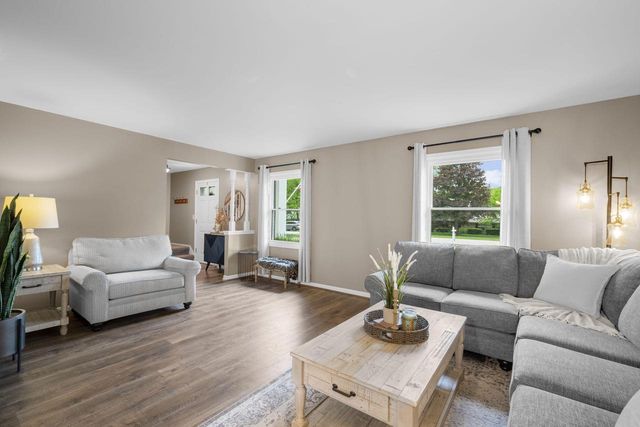 N75W22171 Cherry Hill ROAD, Lisbon, WI 53089