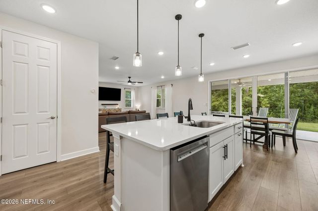 75596 CANTERWOOD Drive, Yulee, FL 32097