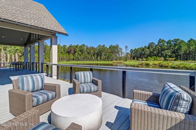 75596 CANTERWOOD Drive, Yulee, FL 32097