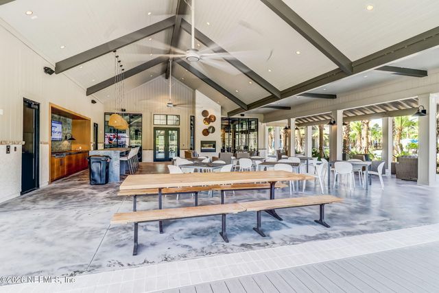 75596 CANTERWOOD Drive, Yulee, FL 32097
