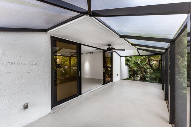 101 Ocean Lane Dr 1012, Key Biscayne, FL 33149