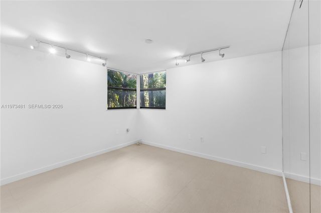 101 Ocean Lane Dr 1012, Key Biscayne, FL 33149