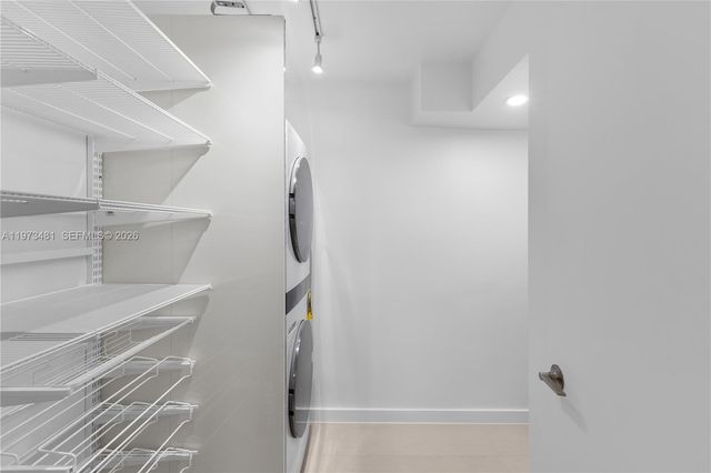 101 Ocean Lane Dr 1012, Key Biscayne, FL 33149