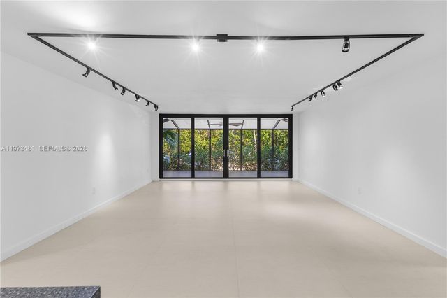 101 Ocean Lane Dr 1012, Key Biscayne, FL 33149