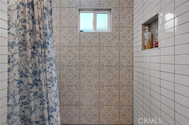 827 E 97th, Los Angeles, CA 90002