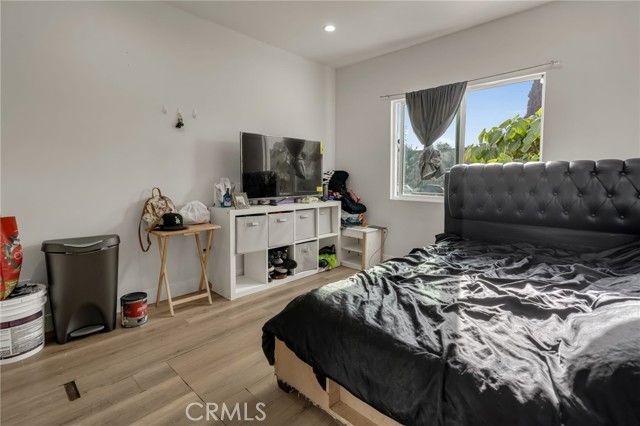 827 E 97th, Los Angeles, CA 90002