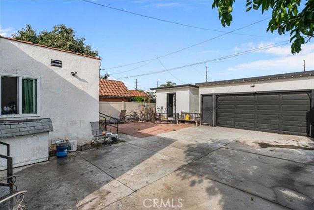 827 E 97th, Los Angeles, CA 90002