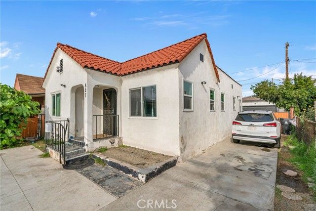 827 E 97th, Los Angeles, CA 90002