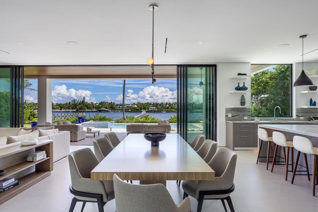 1422 SE Atlantic Drive, Lantana, FL 33462