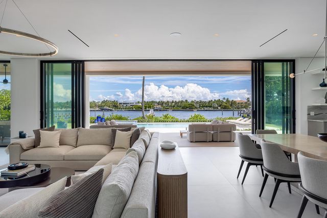 1422 SE Atlantic Drive, Lantana, FL 33462